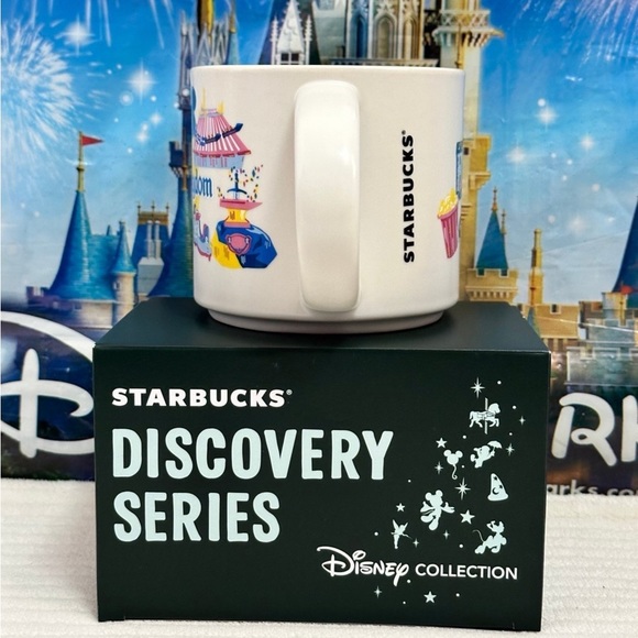 New 2024 Disney Starbucks Discovery Series Magic Kingdom Mug - Picture 4 of 5